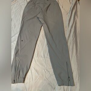 Lululemon women’s Adapted High-Rise Jogger. Full Length. Size XS. Color grey.